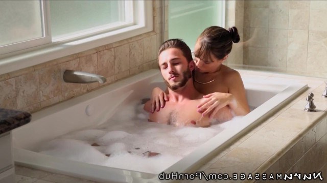 640px x 360px - A joint bathing of hot hairy mom and son immediately moved to the hard sex